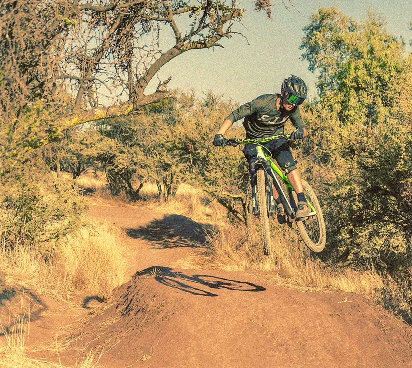 Lucas Cubillos Mialani mountain biking in Santiago, Chile